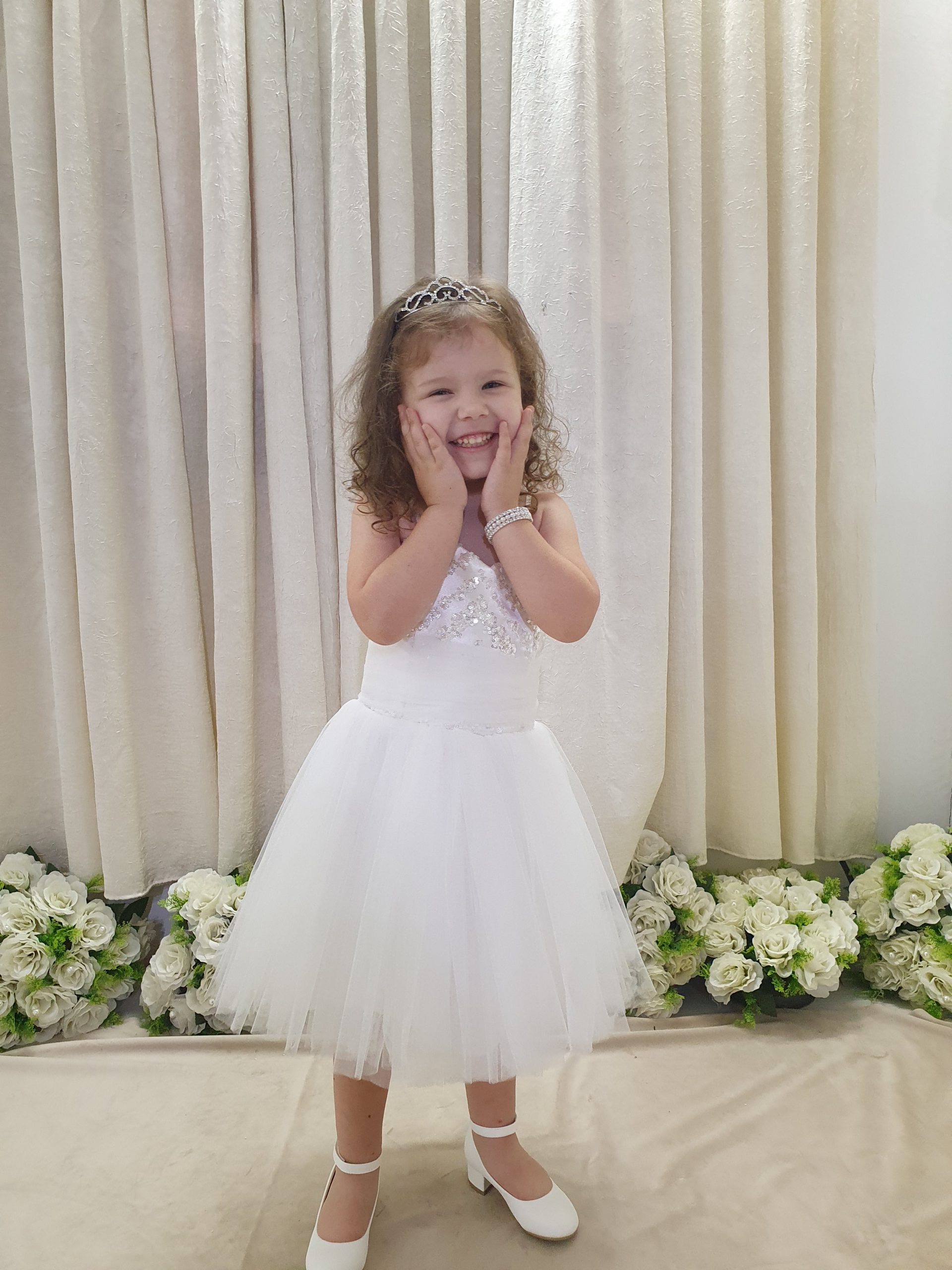 שמלת שושבינה מאיה שמלות שושבינה גינדי פאשן