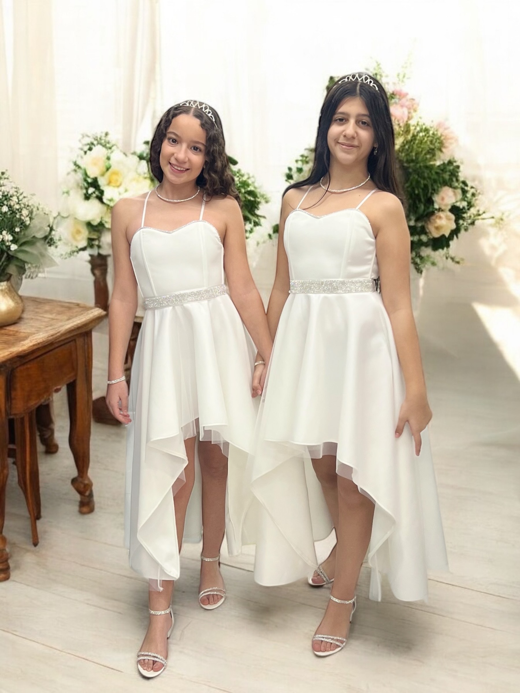 שמלות בת מצווה | שמלת בת מצווה VG שמלות בת מצווה | יצרנים ומשווקים שמלות בת מצווה ללקוחות פרטיים וסיטונאים